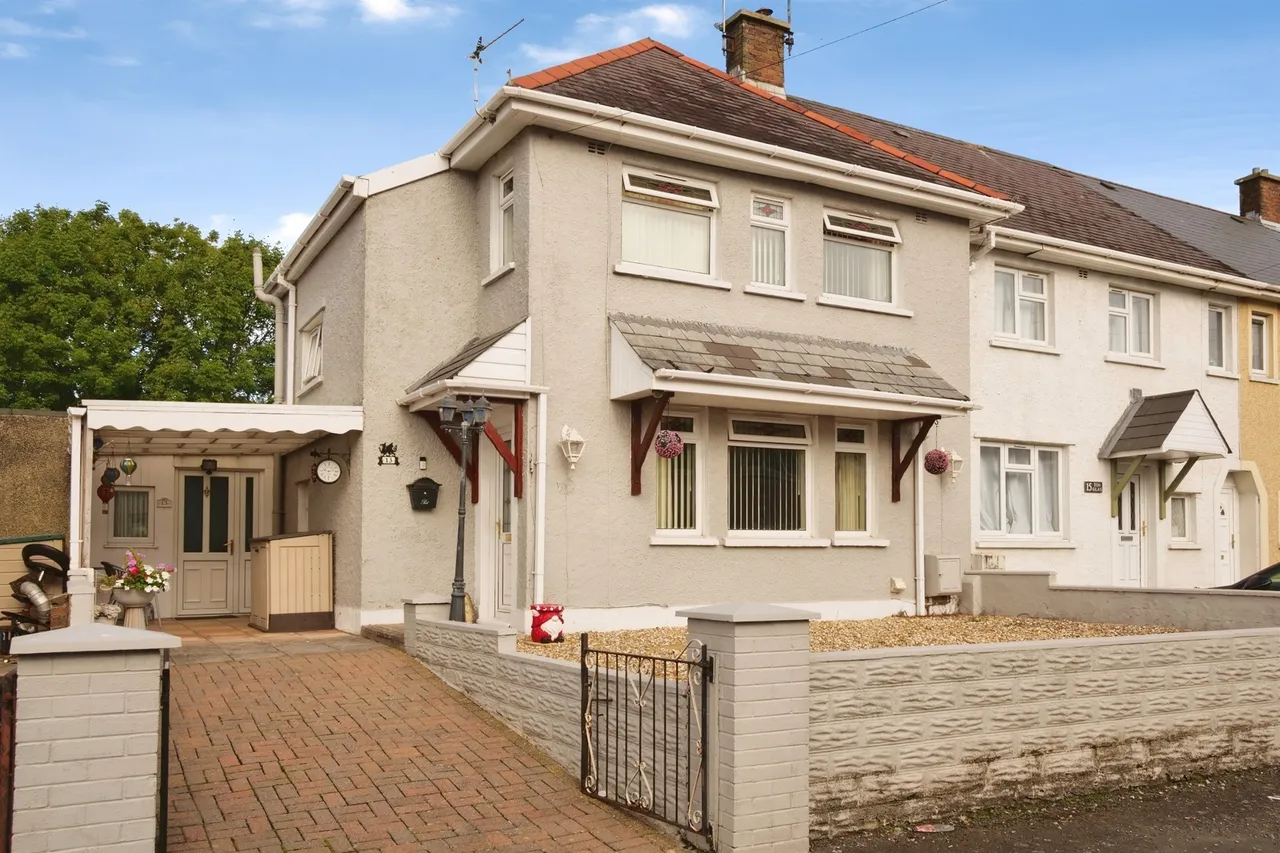 Ton Glas Bridgend, CF33, photo 5