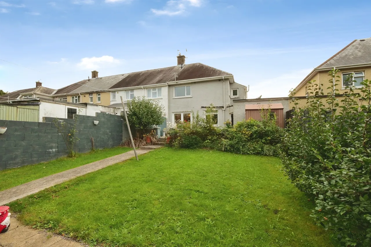 Ton Glas Bridgend, CF33, photo 9