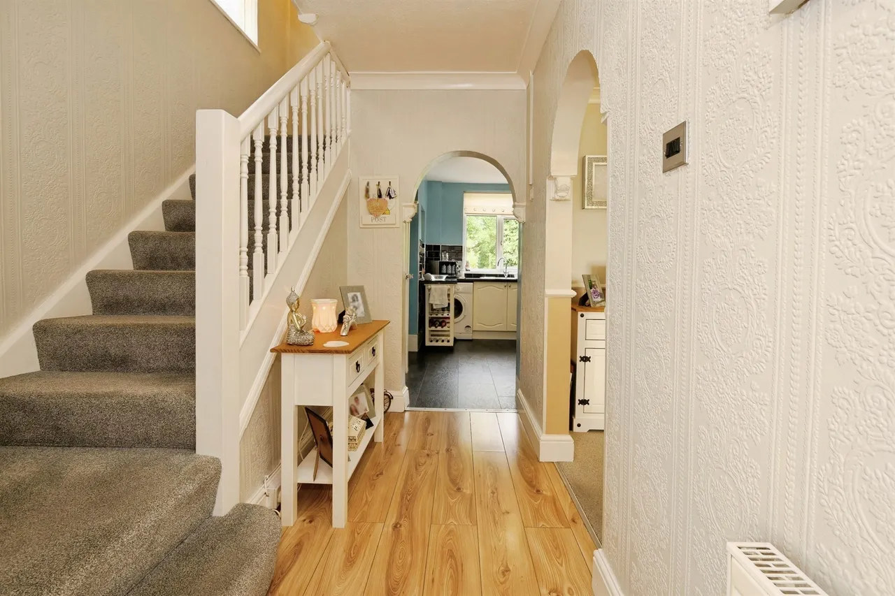 Ton Glas Bridgend, CF33, photo 14