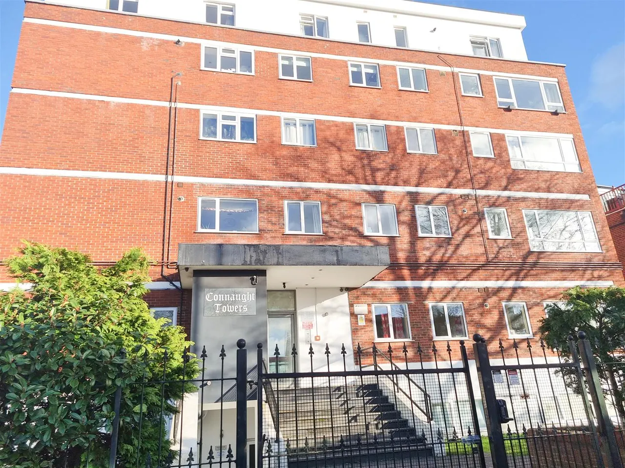 2 bed flat for sale, London Road, Thornton Heath, CR7