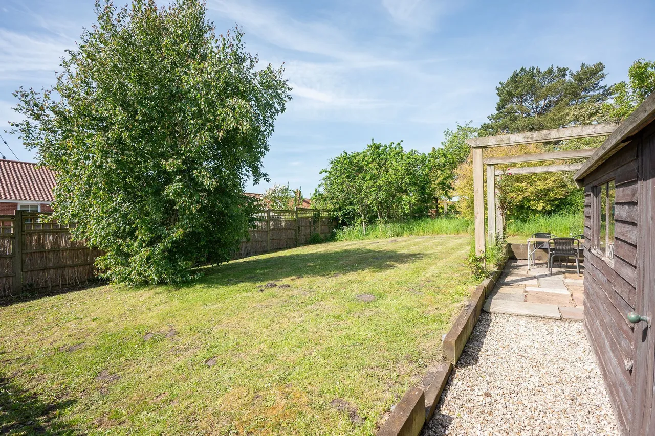Picturesque Cottage Nestled in North, photo 4
