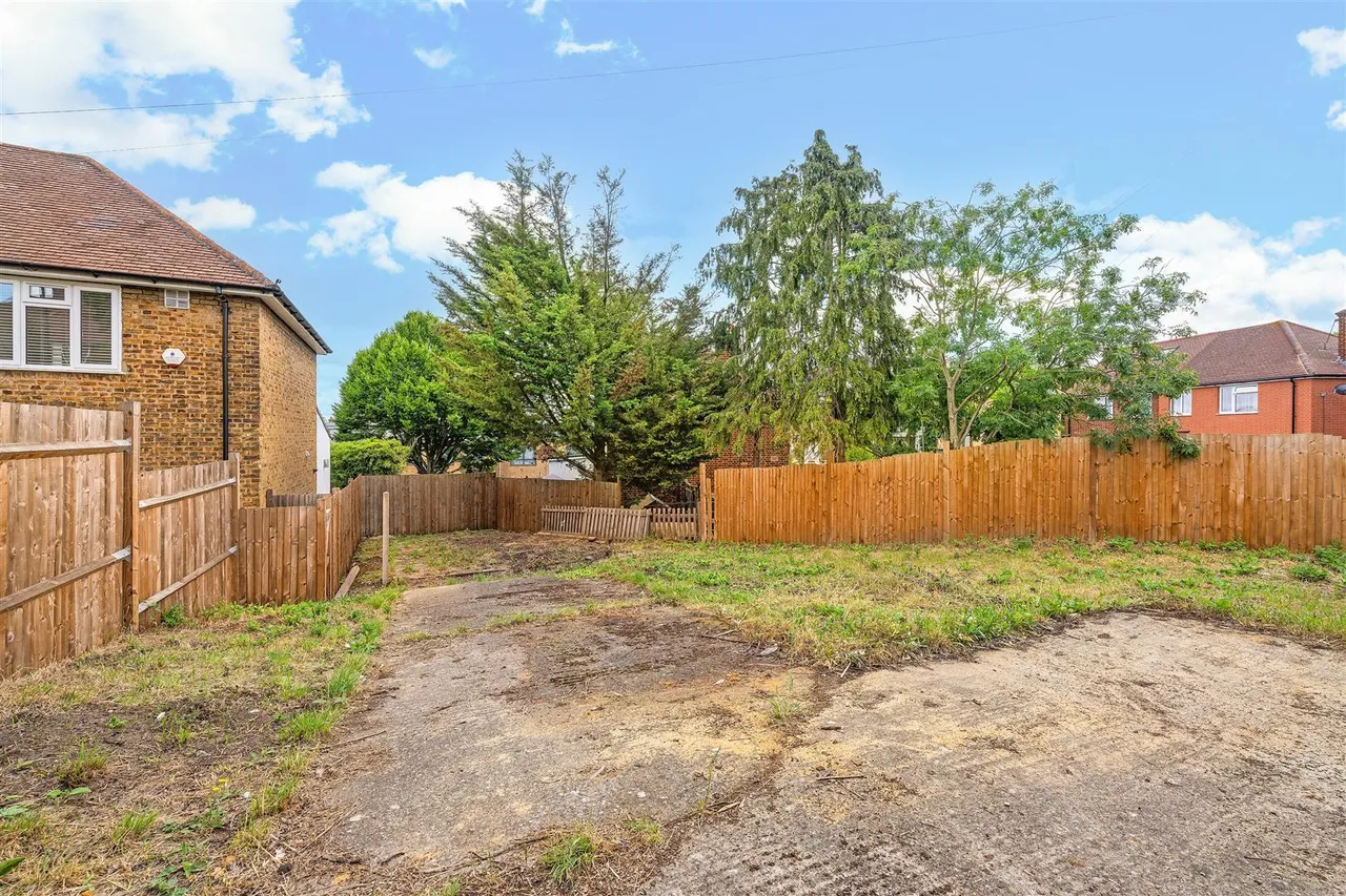Tallis Grove, London, SE7, photo 13