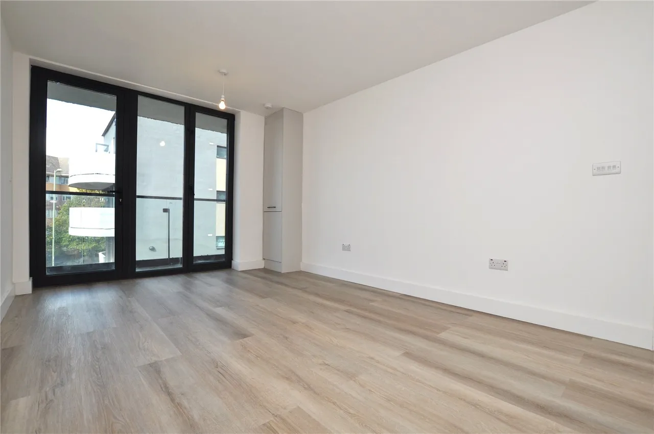 Farnborough Road, Farnborough, GU14, photo 4