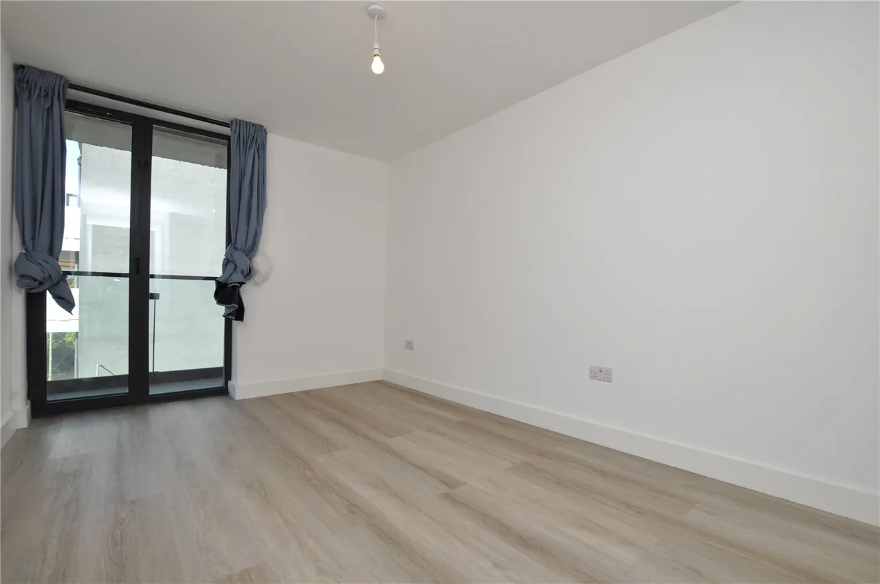 Farnborough Road, Farnborough, GU14, photo 6