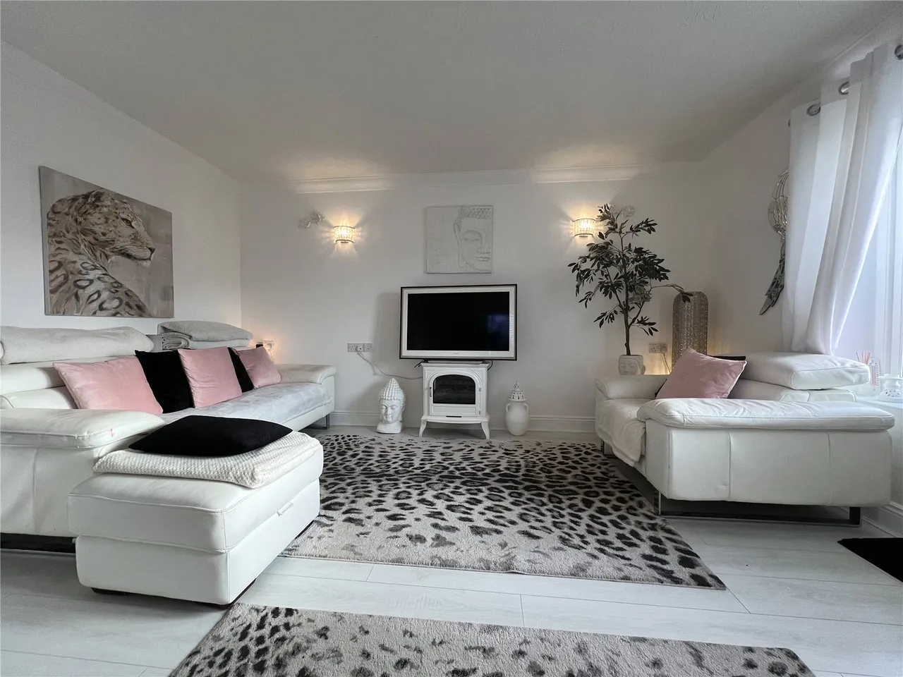 Anchorage Way, Lymington, Hampshire, SO41 8JP, photo 2