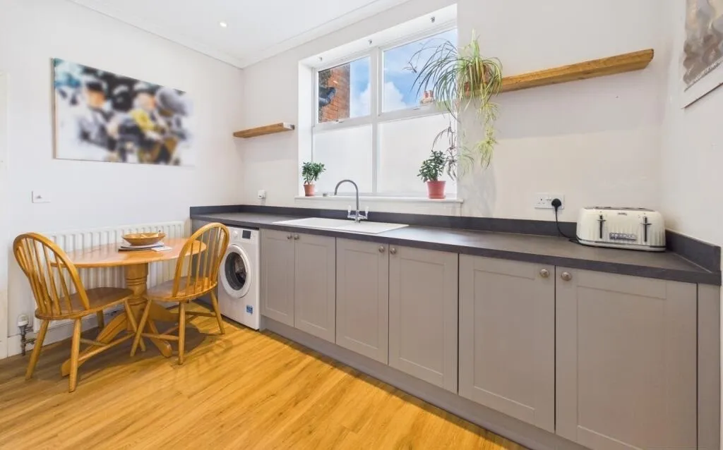 Belmore Road, Eastbourne, BN22, photo 6