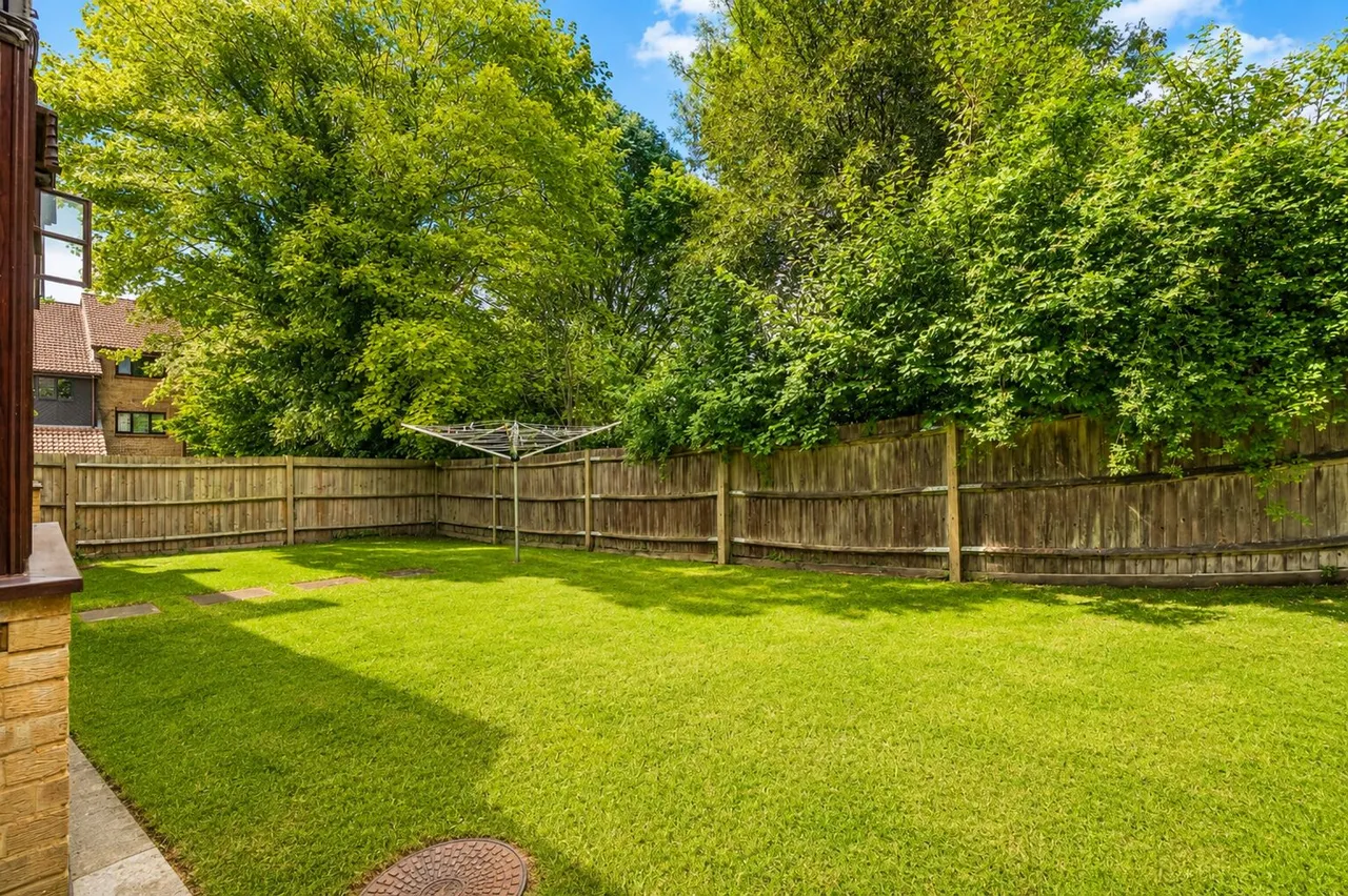 Milford Close, St. Albans, AL4, photo 8