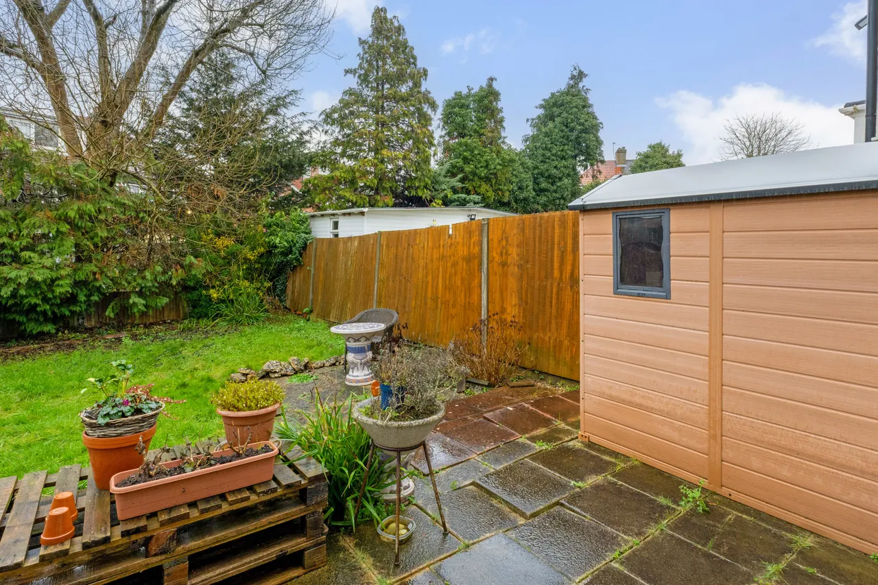 Riverdene, Edgware, HA8, photo 3