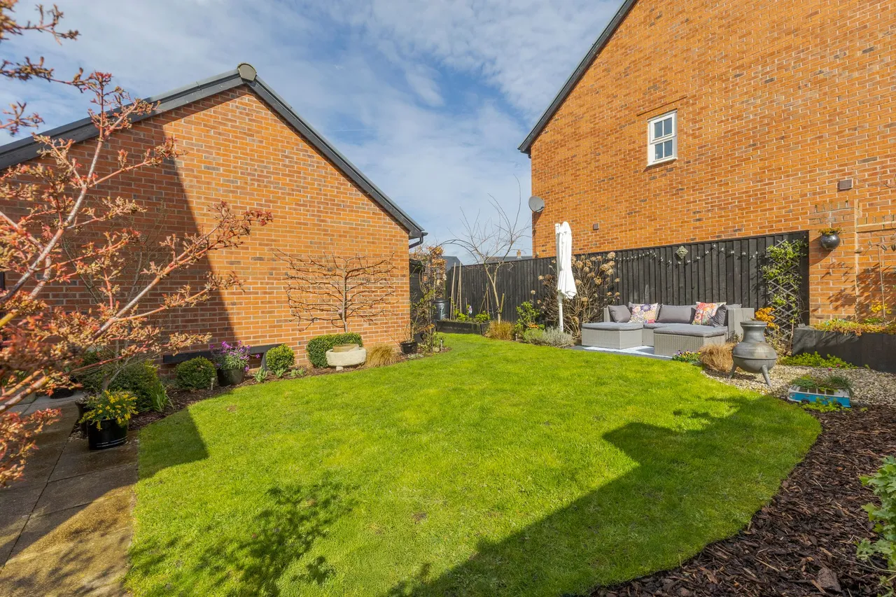 Tiverton Way, Tarporley, photo 30