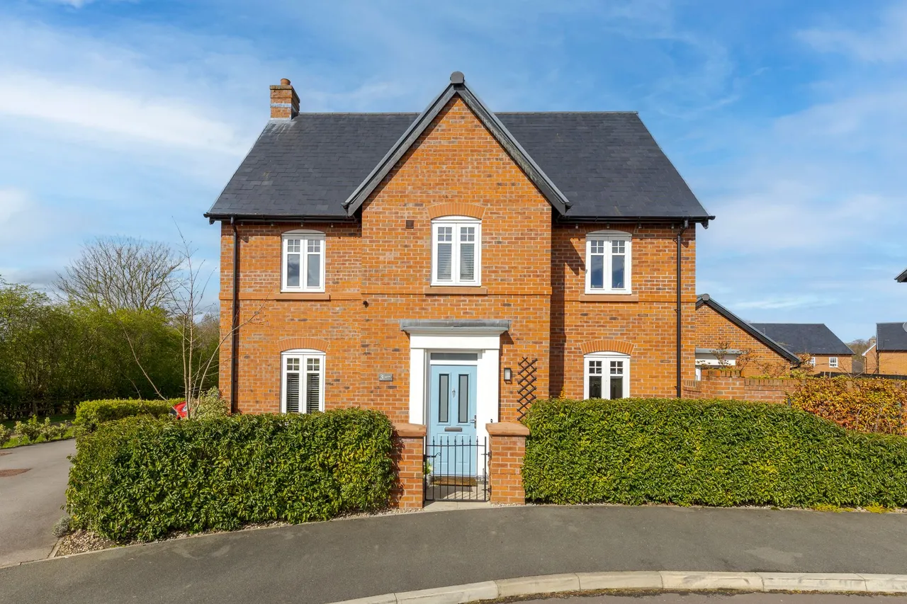 4 bed house for sale, Tiverton Way, Tarporley