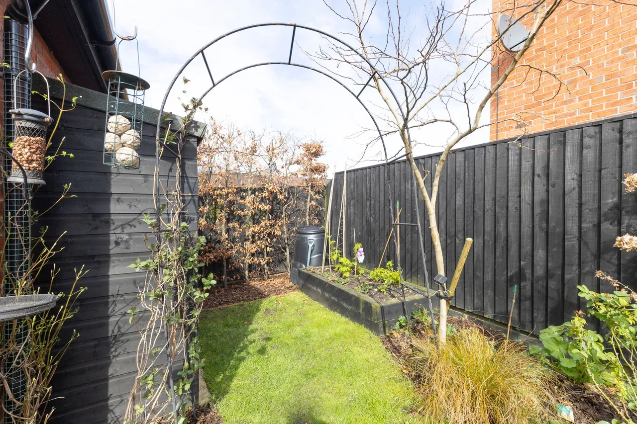 Tiverton Way, Tarporley, photo 31