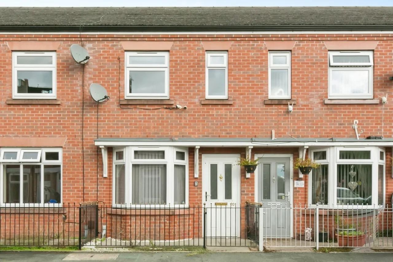2 bed house for sale, Chestnut Grove, Crewe, CW1