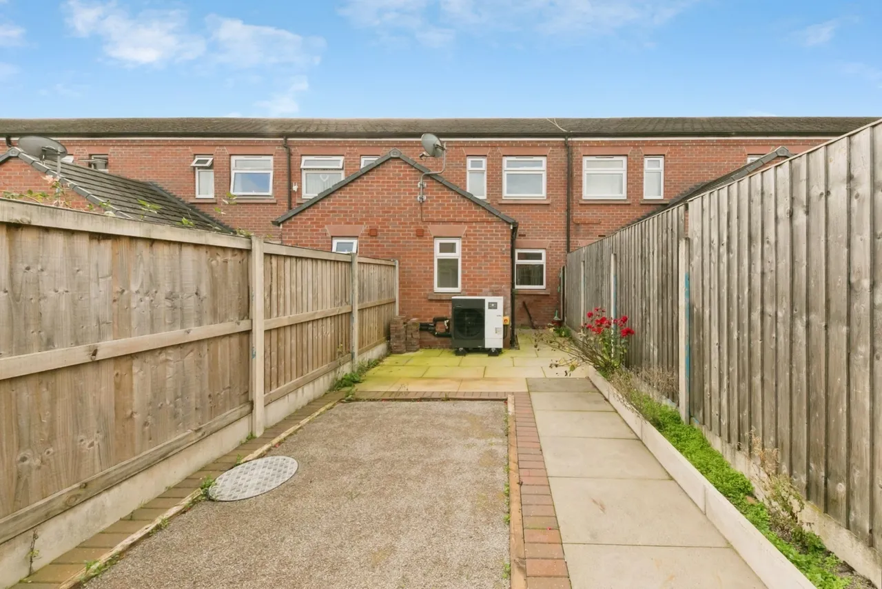 Chestnut Grove, Crewe, CW1, photo 16