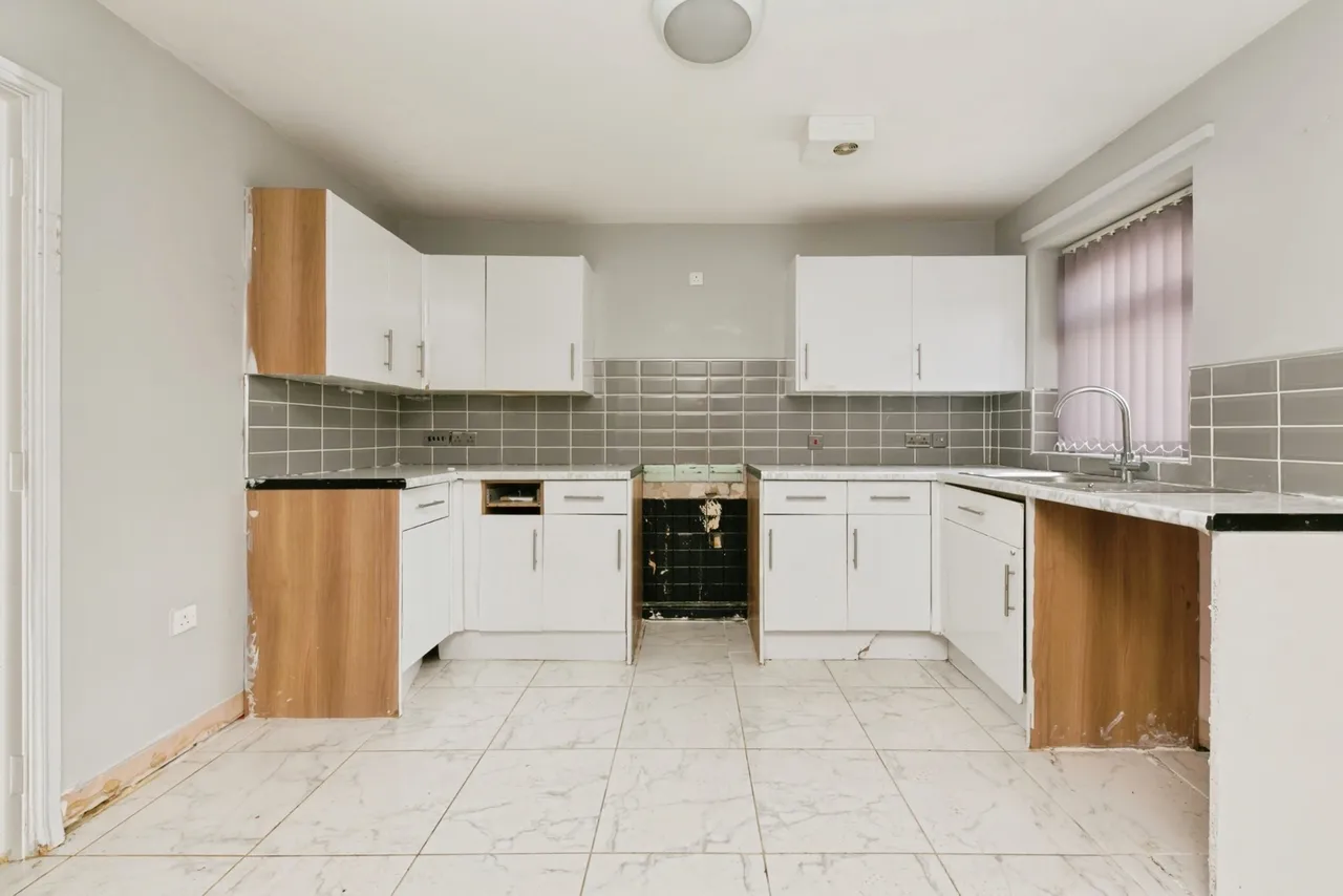 Chestnut Grove, Crewe, CW1, photo 6