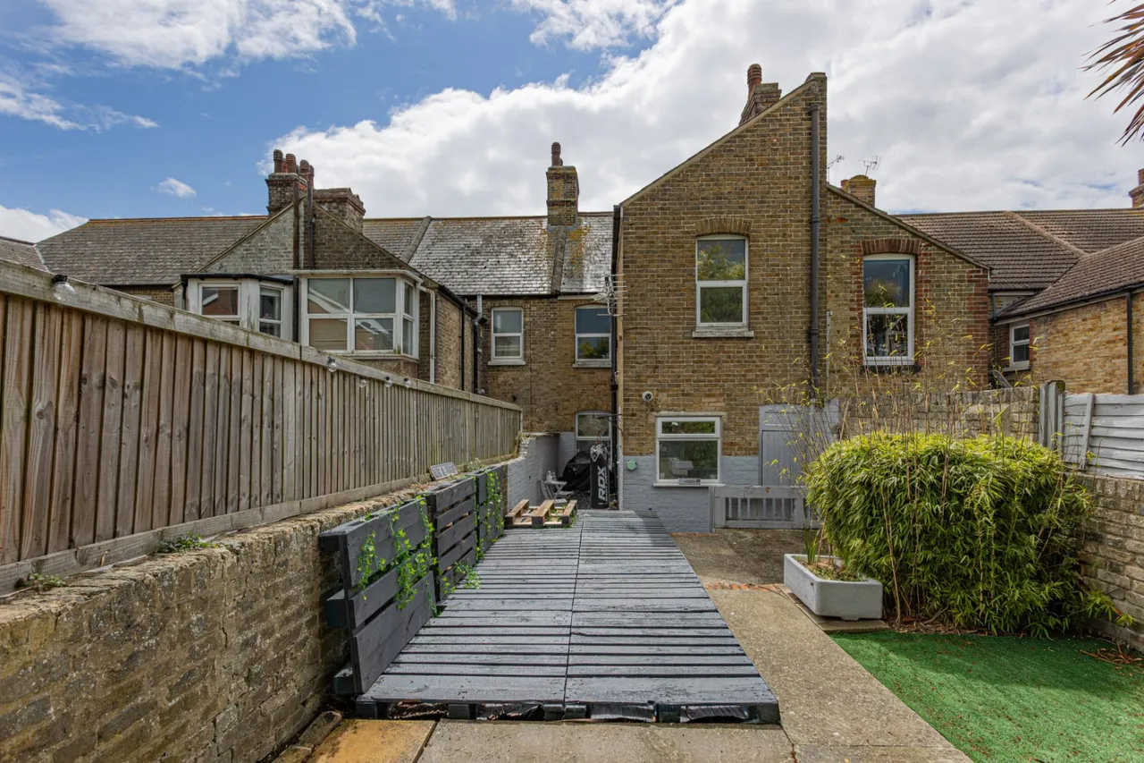 Victoria Avenue, Margate, CT9, photo 10