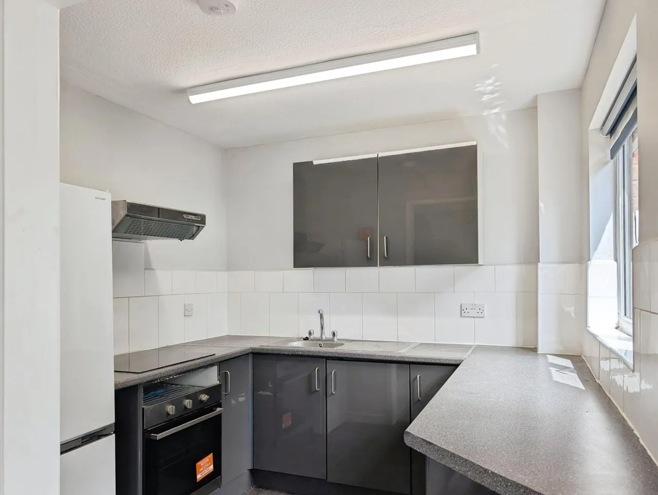 Pycroft Way, Edmonton, London, N9, photo 4