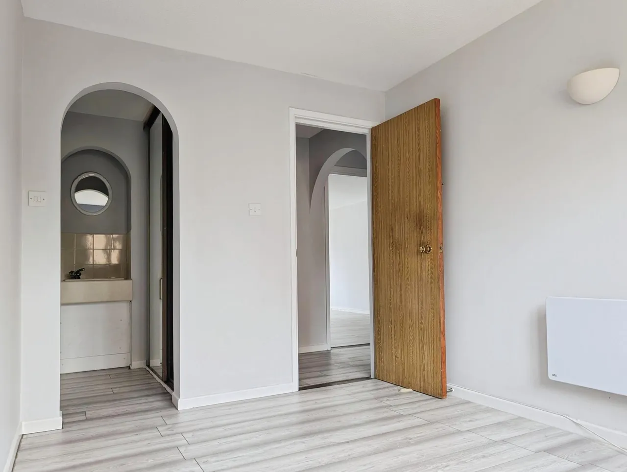 Pycroft Way, Edmonton, London, N9, photo 6