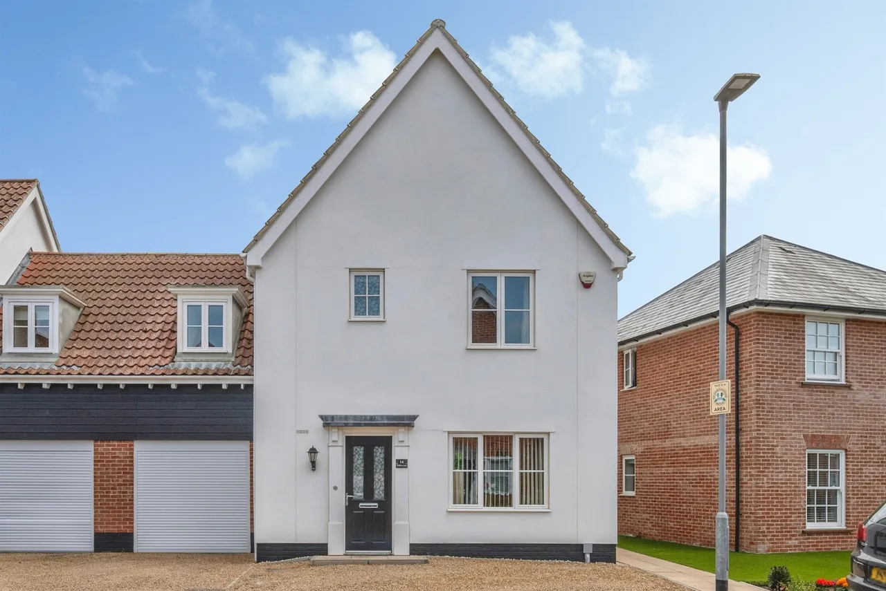 3 bed house for sale — Whiley Lane, Stalham, Norwich