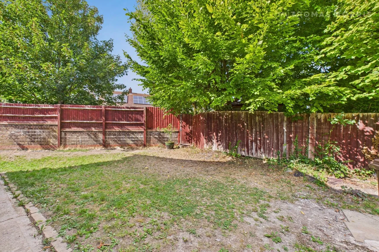 Yeats Close, Royston, SG8, photo 11