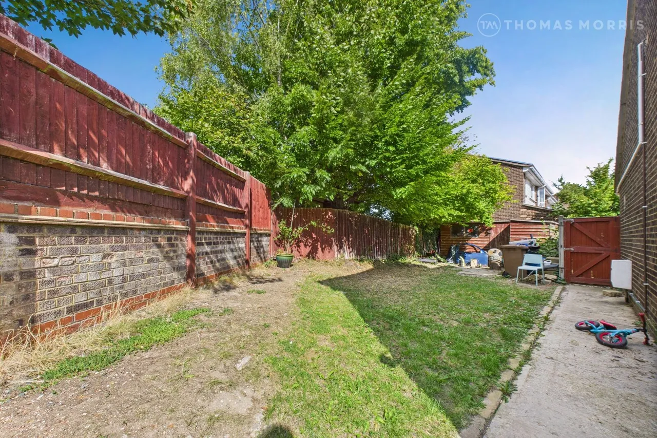 Yeats Close, Royston, SG8, photo 9