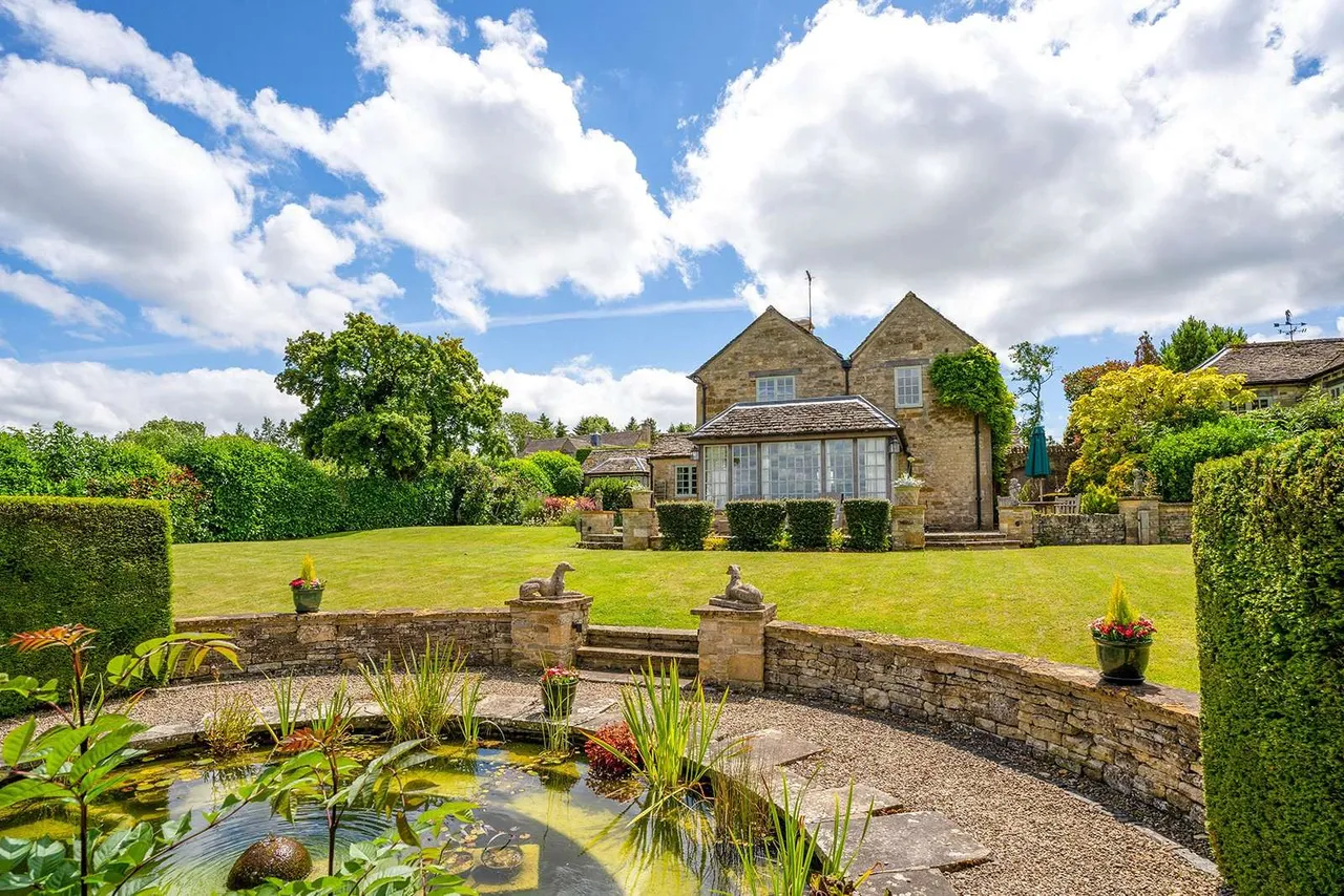 Church Westcote, Chipping Norton, Gloucestershire, OX7 6SN, photo 2