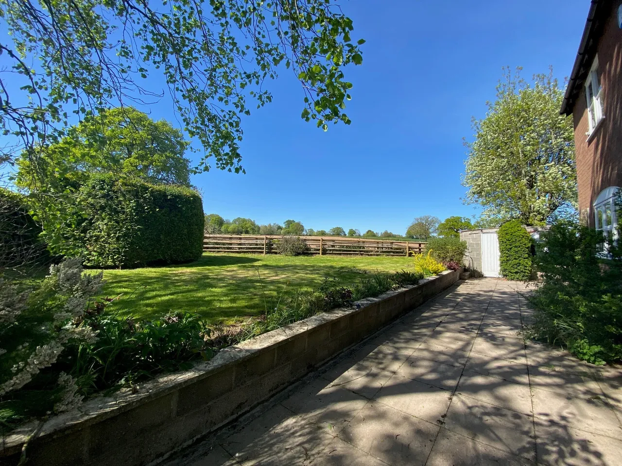 Pembridge, HR6, photo 11