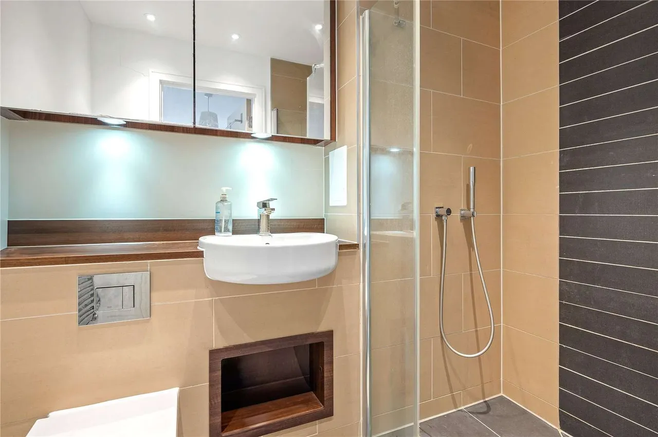 Queensland Road, London, N7 7FJ, photo 12
