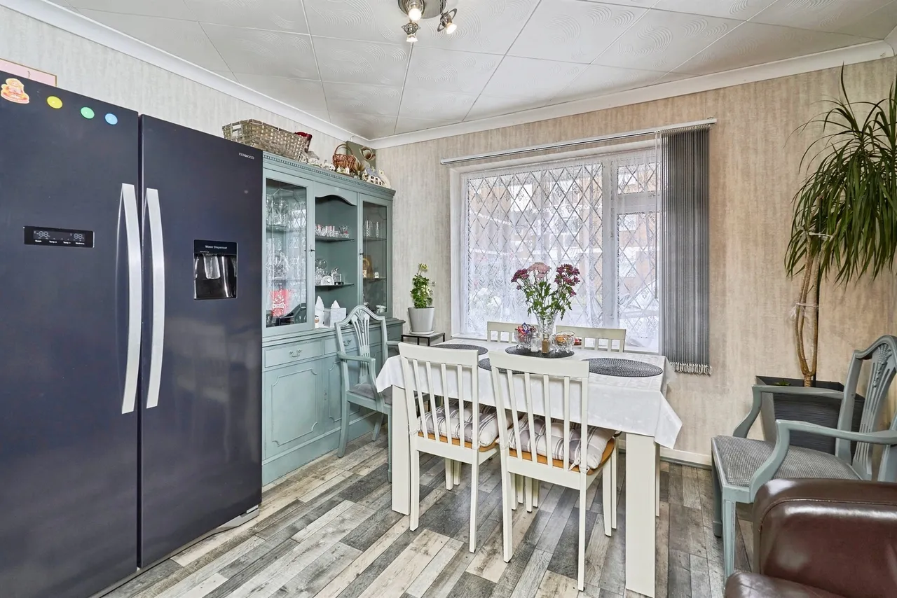 Queen Street, Tipton, DY4, photo 20
