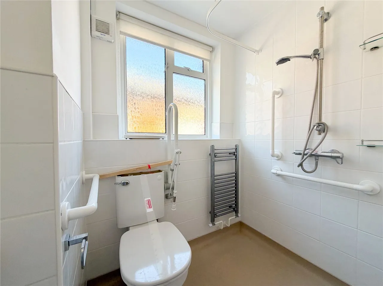 Floyds Lane, Woking, GU22, photo 8
