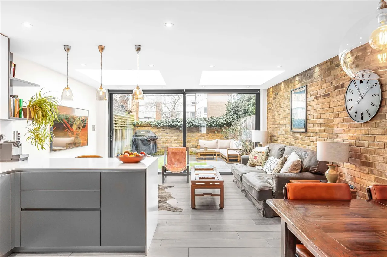4 bed house to rent, Fielding Mews, Barnes, SW13