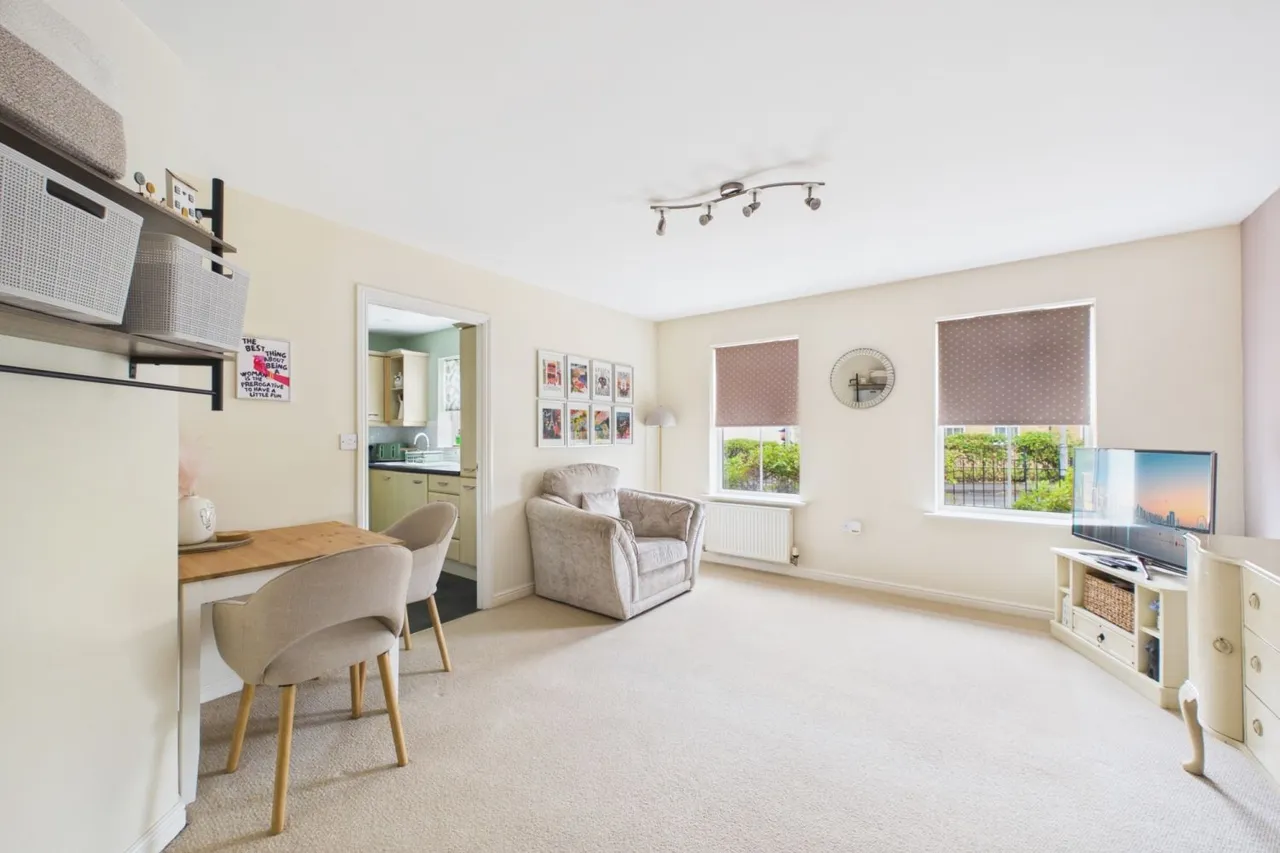 2 bed flat for sale, Clay Furlong, Leighton Buzzard, LU7