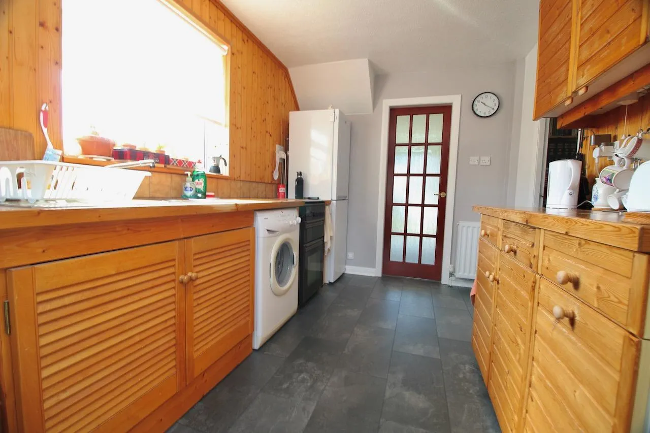 Abbotsford Crescent, Strathaven, ML10 6EQ, photo 7