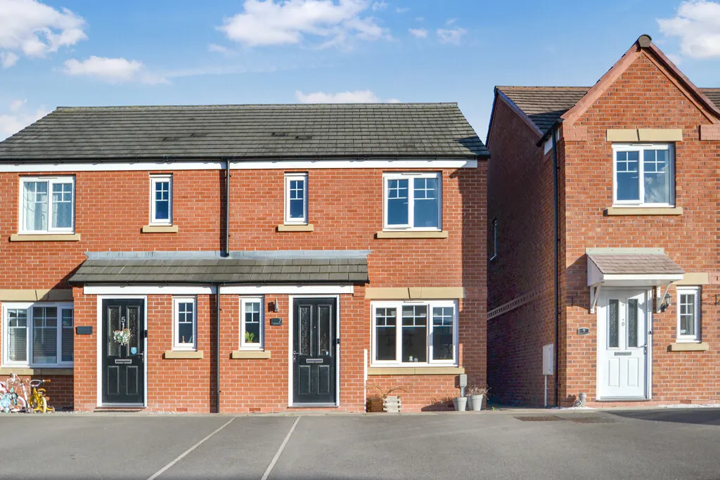 3 bed house for sale, Drill Hall Place, Newport