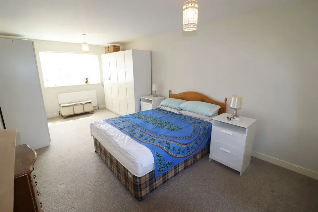 Birkdale Close, Bletchley, Milton Keynes, Buckinghamshire, MK3 7RF, photo 5