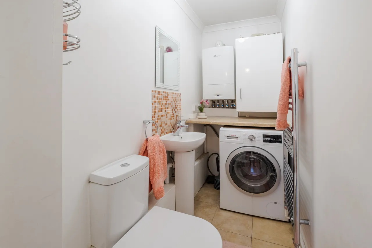 Halliwick Road, London, N10, photo 10