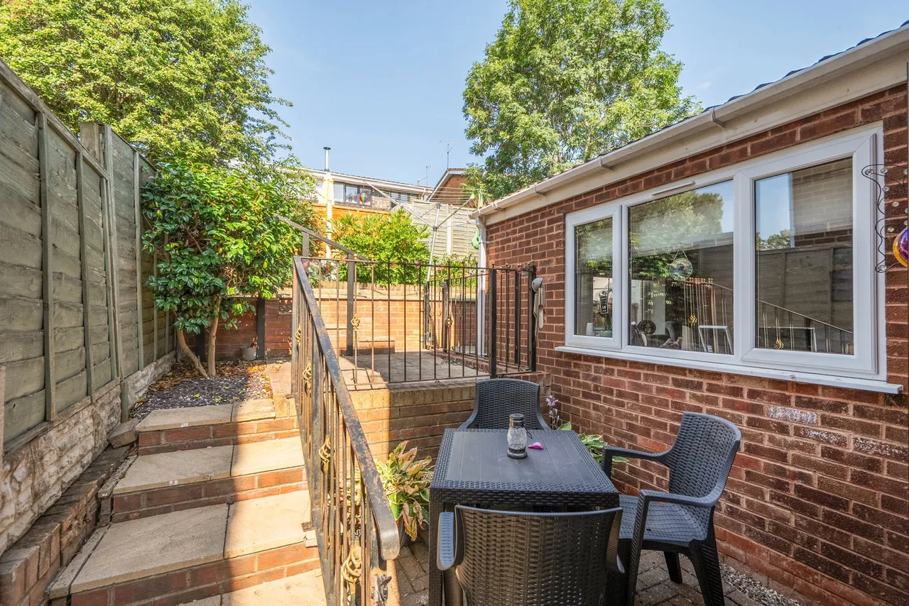 Broadway Avenue, Halesowen, B63, photo 16