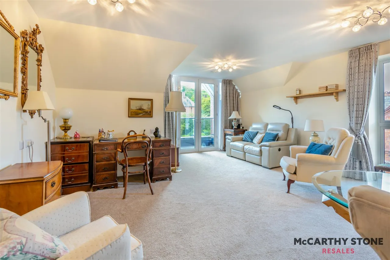 Filey Road, Scarborough, YO11, photo 4