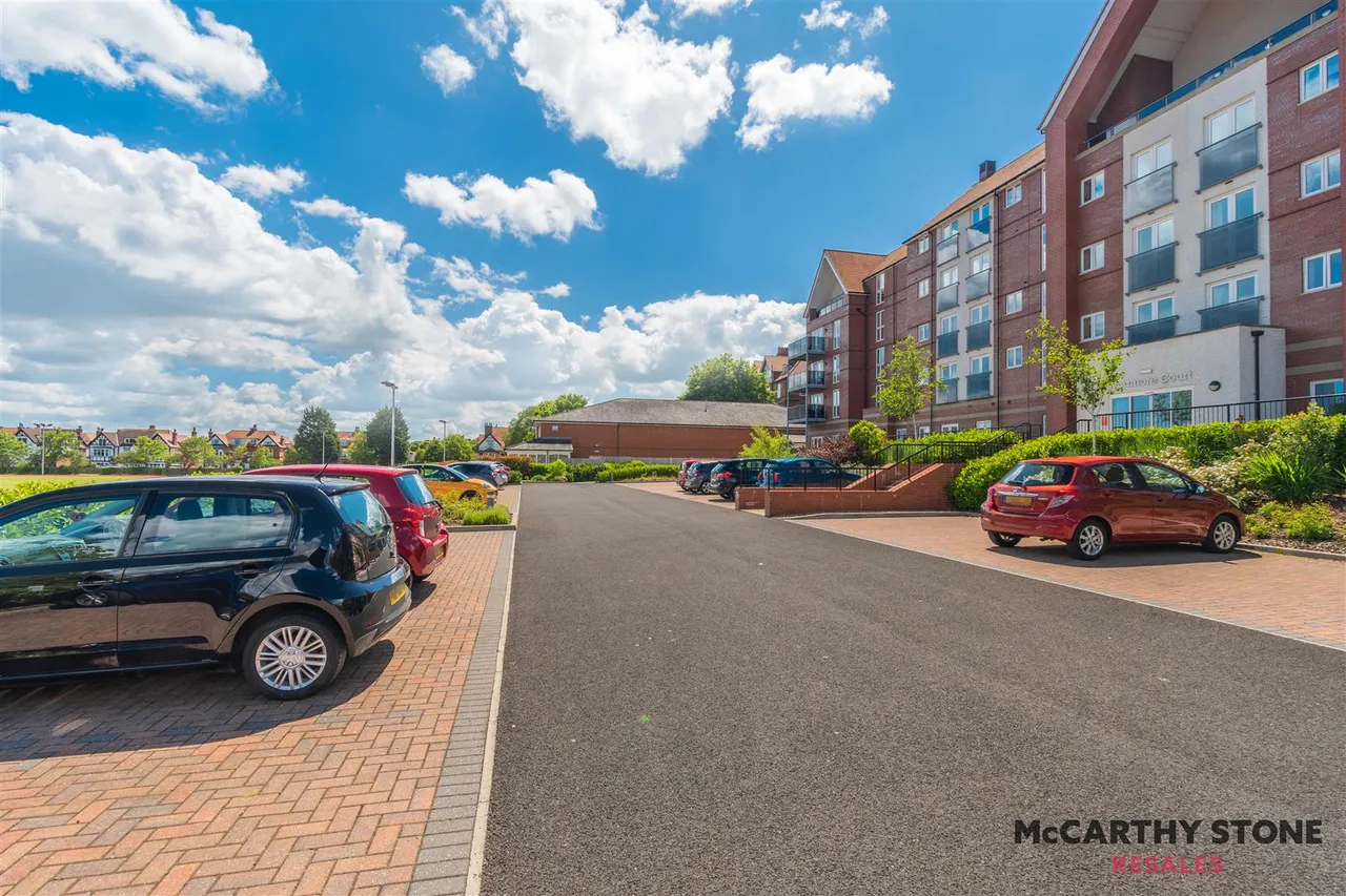 Filey Road, Scarborough, YO11, photo 18