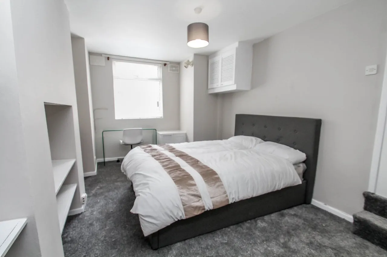 Grimthorpe Terrace, Headingley, LS6, photo 10