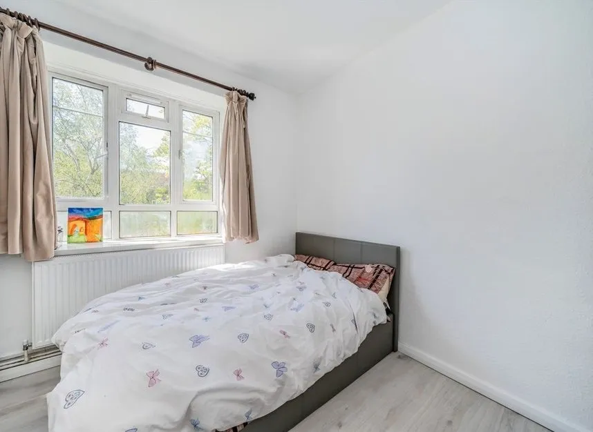 White City Estate, Shepherds Bush, W12, photo 6