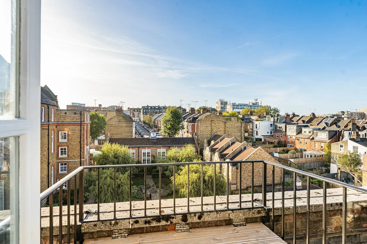 Amies Street, London, SW11, photo 13