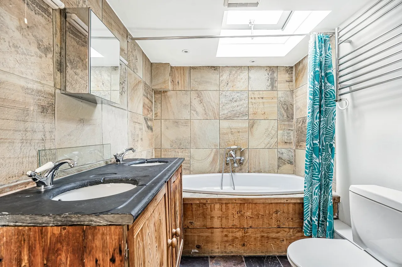 Amies Street, London, SW11, photo 17