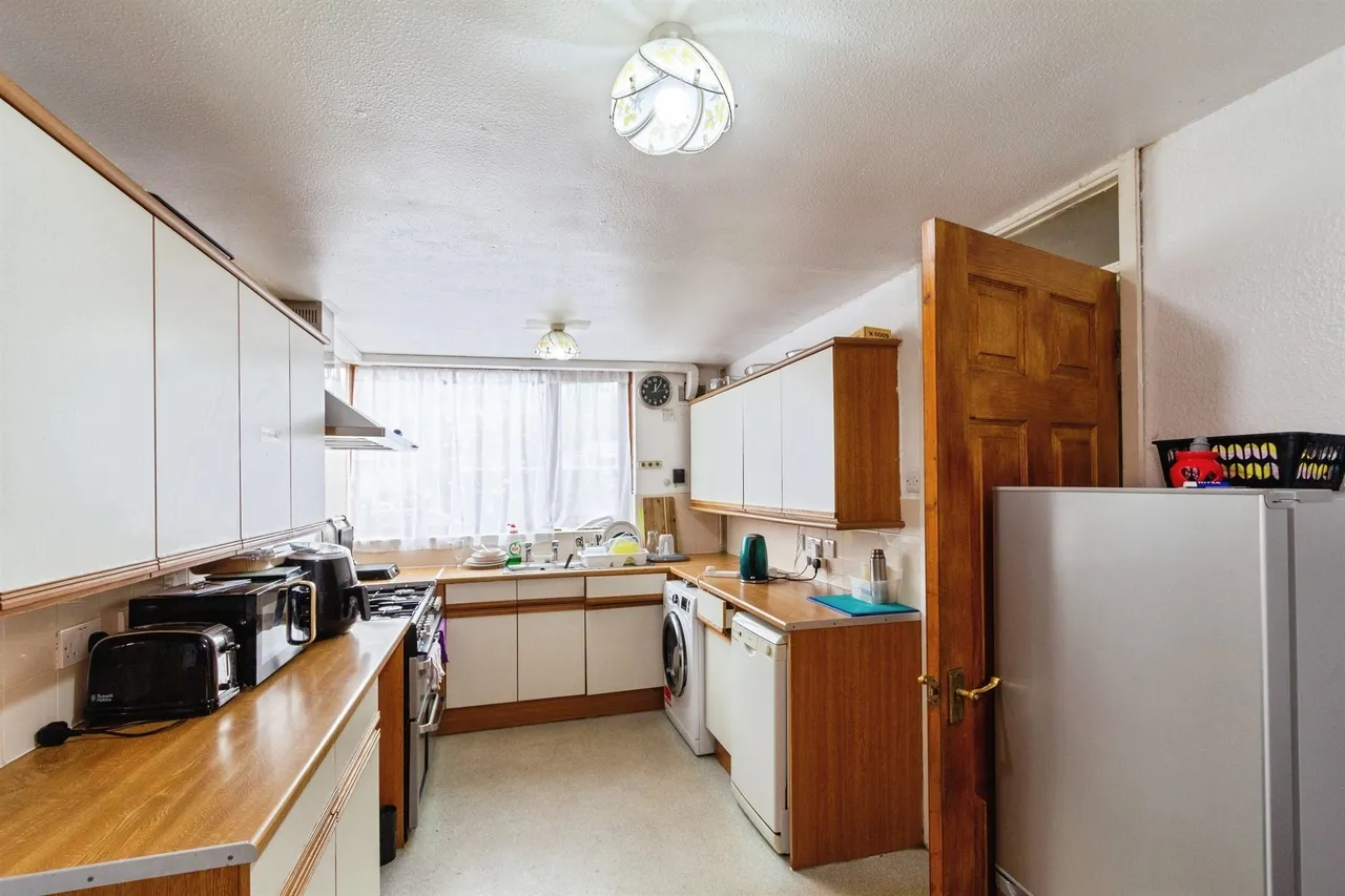 Nevis Grove, Bletchley, Milton Keynes, photo 4