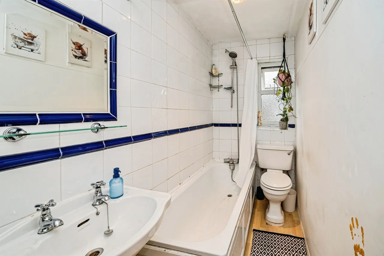 Bellingdon Road, Chesham, photo 11