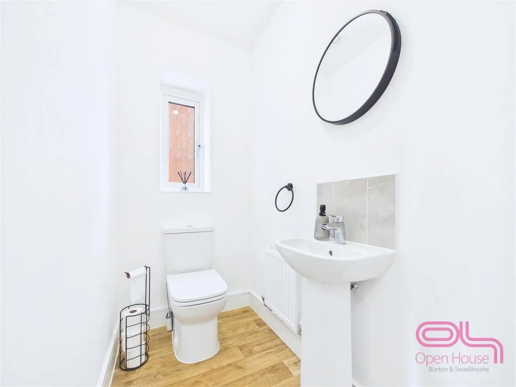 Rowan Drive, Branston, DE14, photo 18