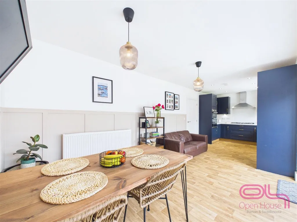 Rowan Drive, Branston, DE14, photo 11