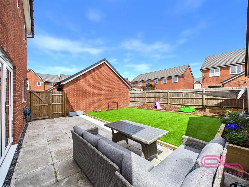 Rowan Drive, Branston, DE14, photo 33
