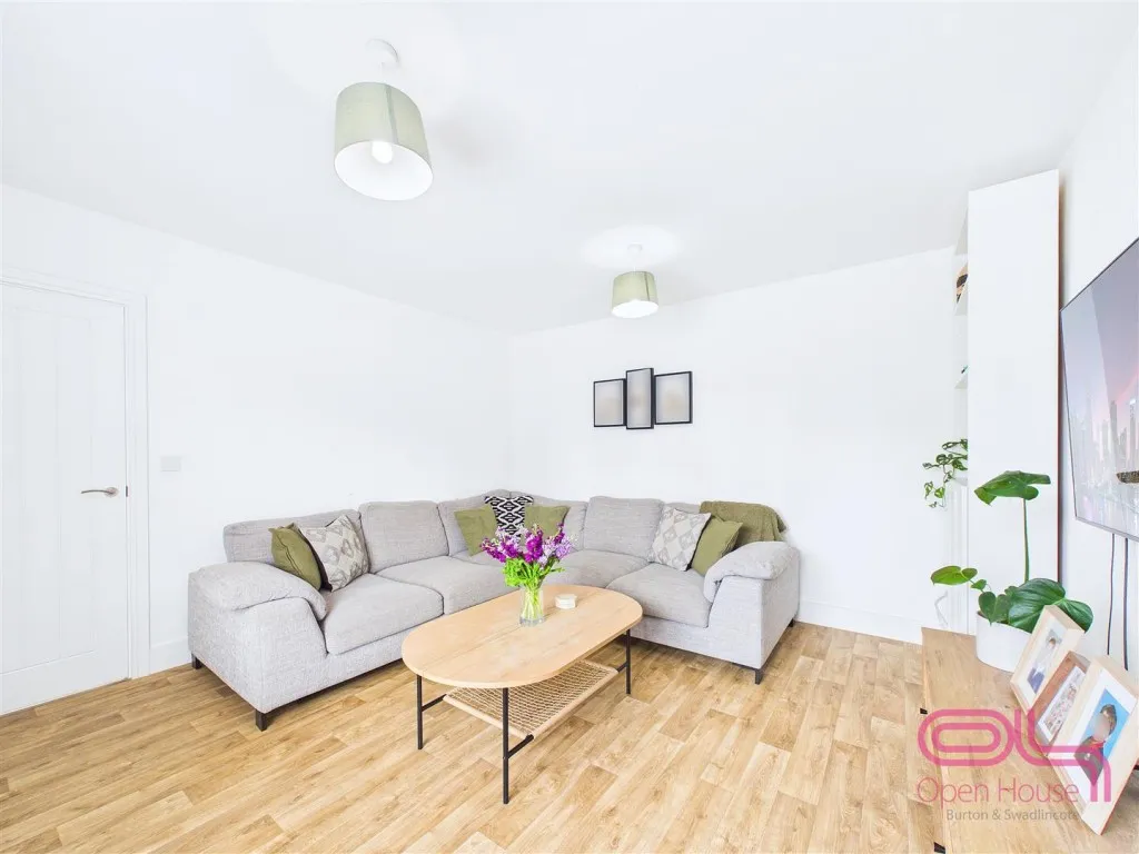 Rowan Drive, Branston, DE14, photo 14