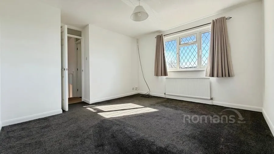 Old Brickfield Road, Aldershot, GU11, photo 7