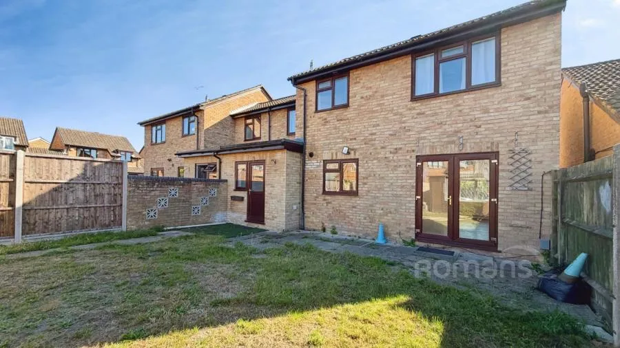 Old Brickfield Road, Aldershot, GU11, photo 8